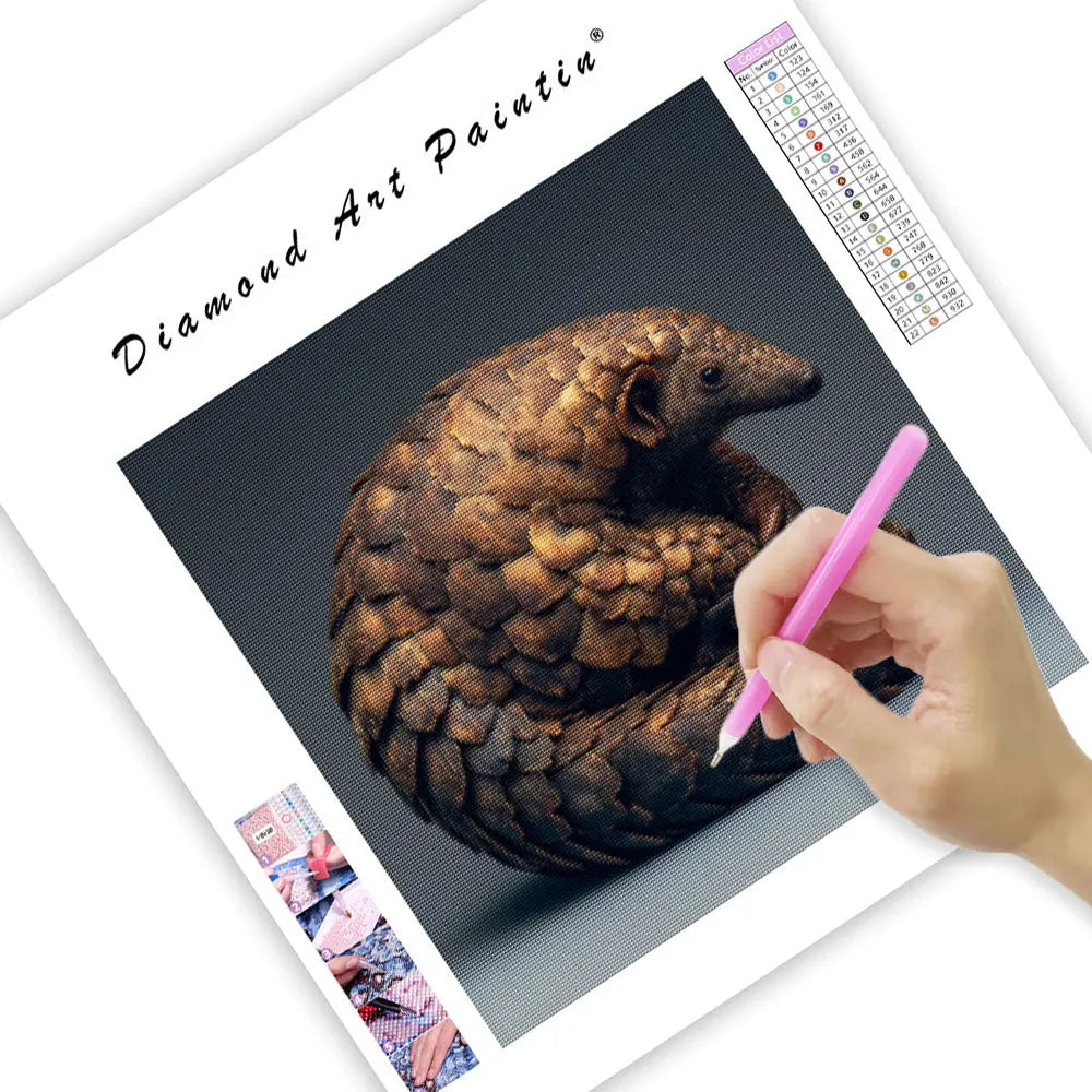 Pangolin Curled - Diamond Painting