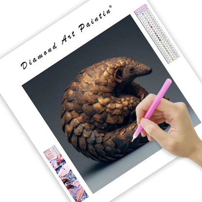 Pangolin Curled - Diamond Painting