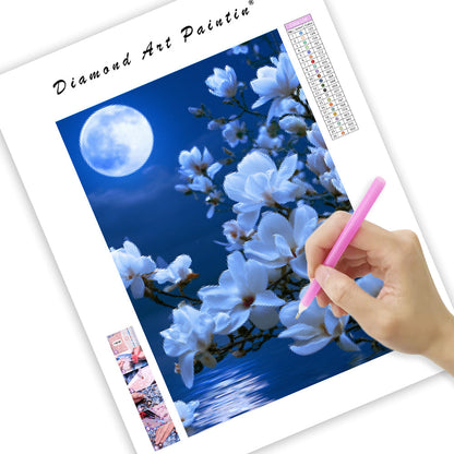 Moon Magnolia - Diamond Painting