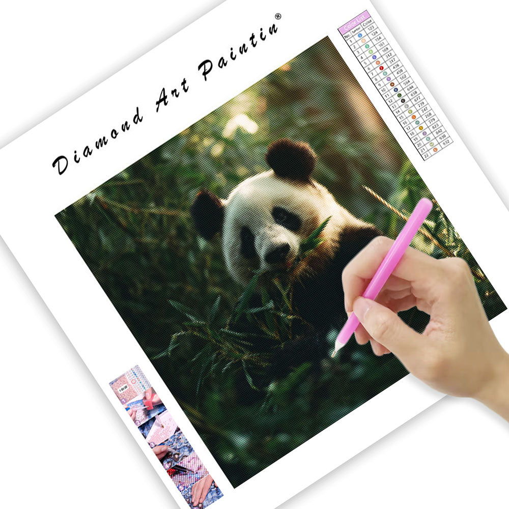 Panda Eating Bamboo - Diamond Painting