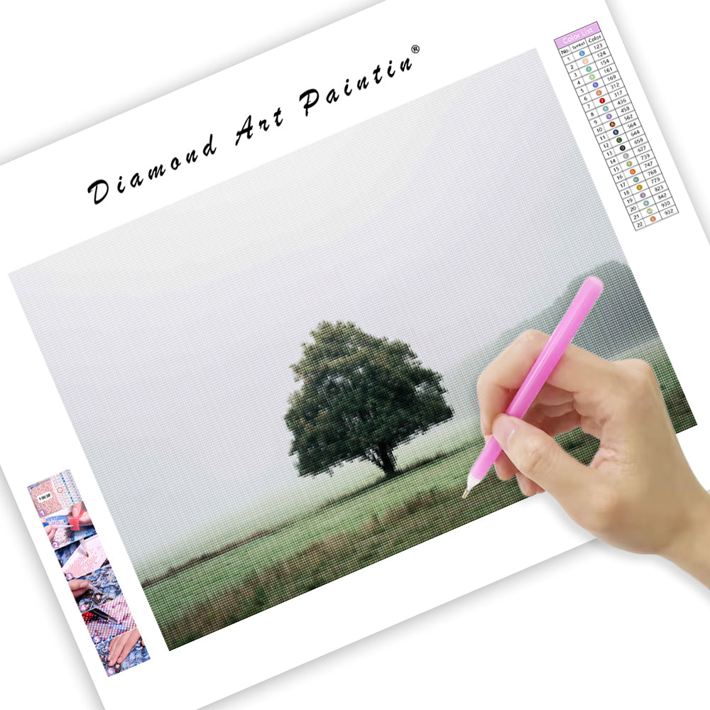Single Tree in Mist - Diamond Painting